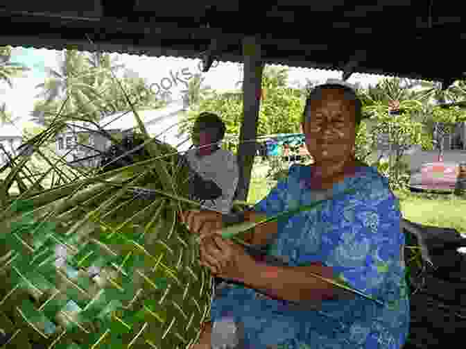 Coconut Palm Basket Weaving Workshop In Progress Maui Hatman Style Coconut Palm Basket Weaving