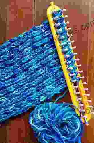 Afghans Bed Runners For Knitting Looms: A Step By Step Guide For Creating 12 Stunning Projects On A Knitting Loom